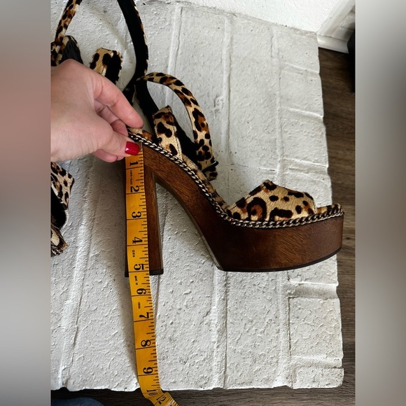Alice + Olivia Faira Leopard Block Heels. Size 9 Retail- $650 - Picture 12 of 14